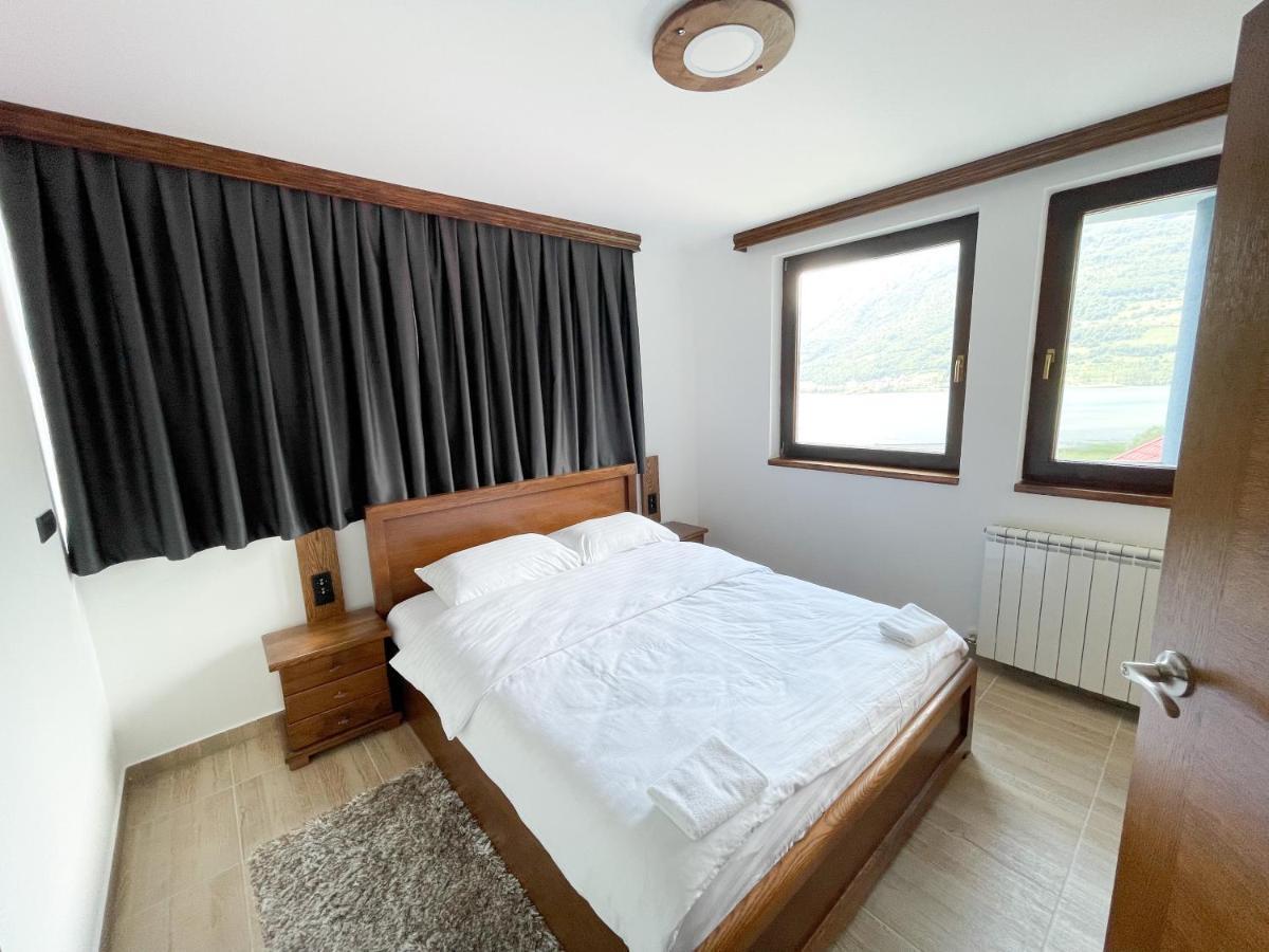 Apartments & Rooms Brijest Plav Exterior foto